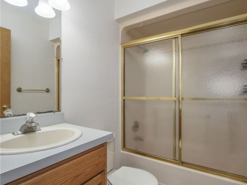 8492 & 8476 Tallmadge Road, Ravenna, OH 44412 Photo 17