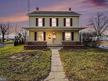 346 S S PARK AVENUE, MERCERSBURG, PA 17236