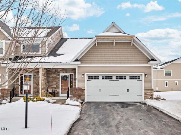 59 Lorenzo Drive, Troy, NY 12180