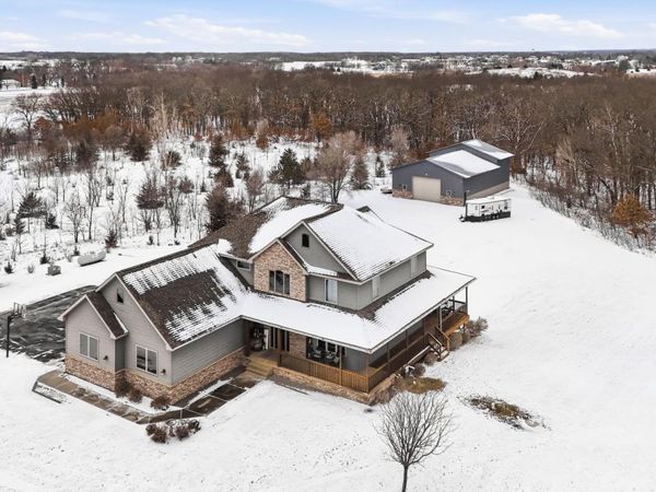 1872 Dom Circle, Saint Augusta, MN 55320