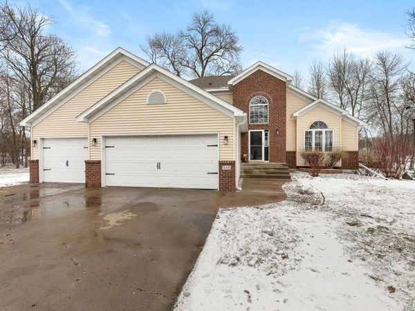 348 Pondview Lane, Saint Joseph, MN 56374