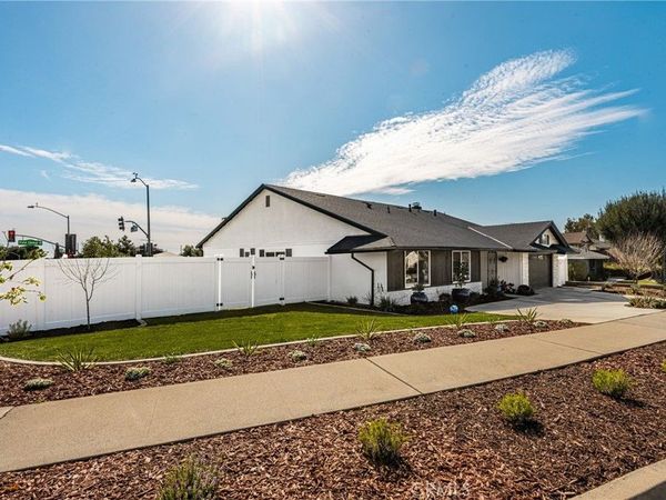 688 Buttonwood, Brea, CA 92821