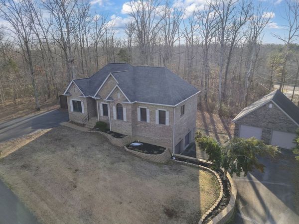 40 Pine Cv , Parsons, TN 38363