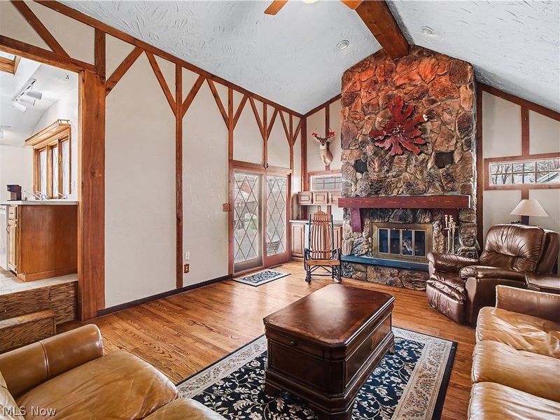 1532 Fruitland Avenue, Mayfield Heights, OH 44124 Photo 11