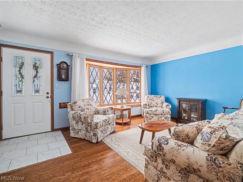 1532 Fruitland Avenue, Mayfield Heights, OH 44124 Photo 3