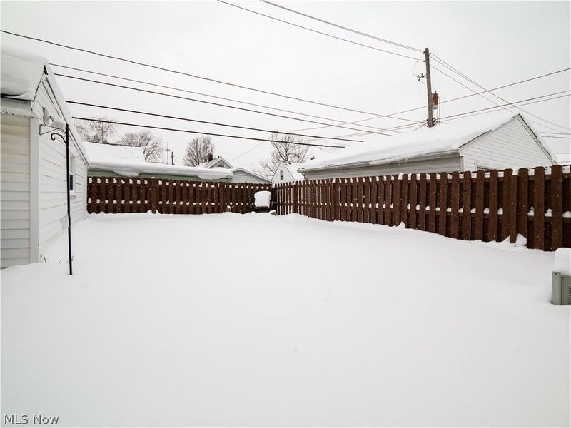 1532 Fruitland Avenue, Mayfield Heights, OH 44124 Photo 33