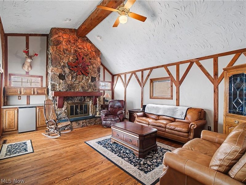 1532 Fruitland Avenue, Mayfield Heights, OH 44124 Photo 9