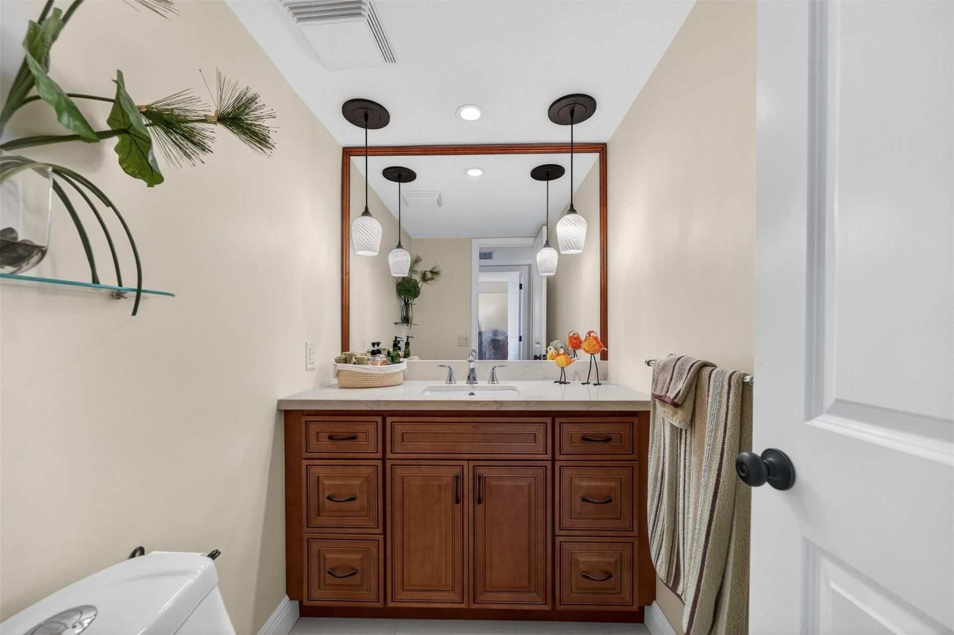 4300 N Ocean Boulevard, Unit 14E, Fort Lauderdale, FL 33308 Photo