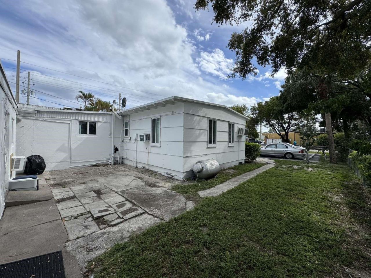 211 SW 2nd Court, Pompano Beach, FL 33060 Photo