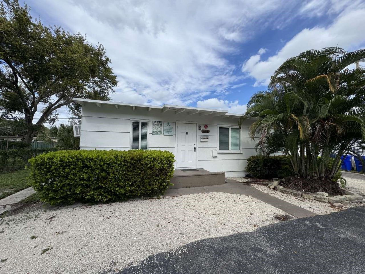 211 SW 2nd Court, Pompano Beach, FL 33060 Photo