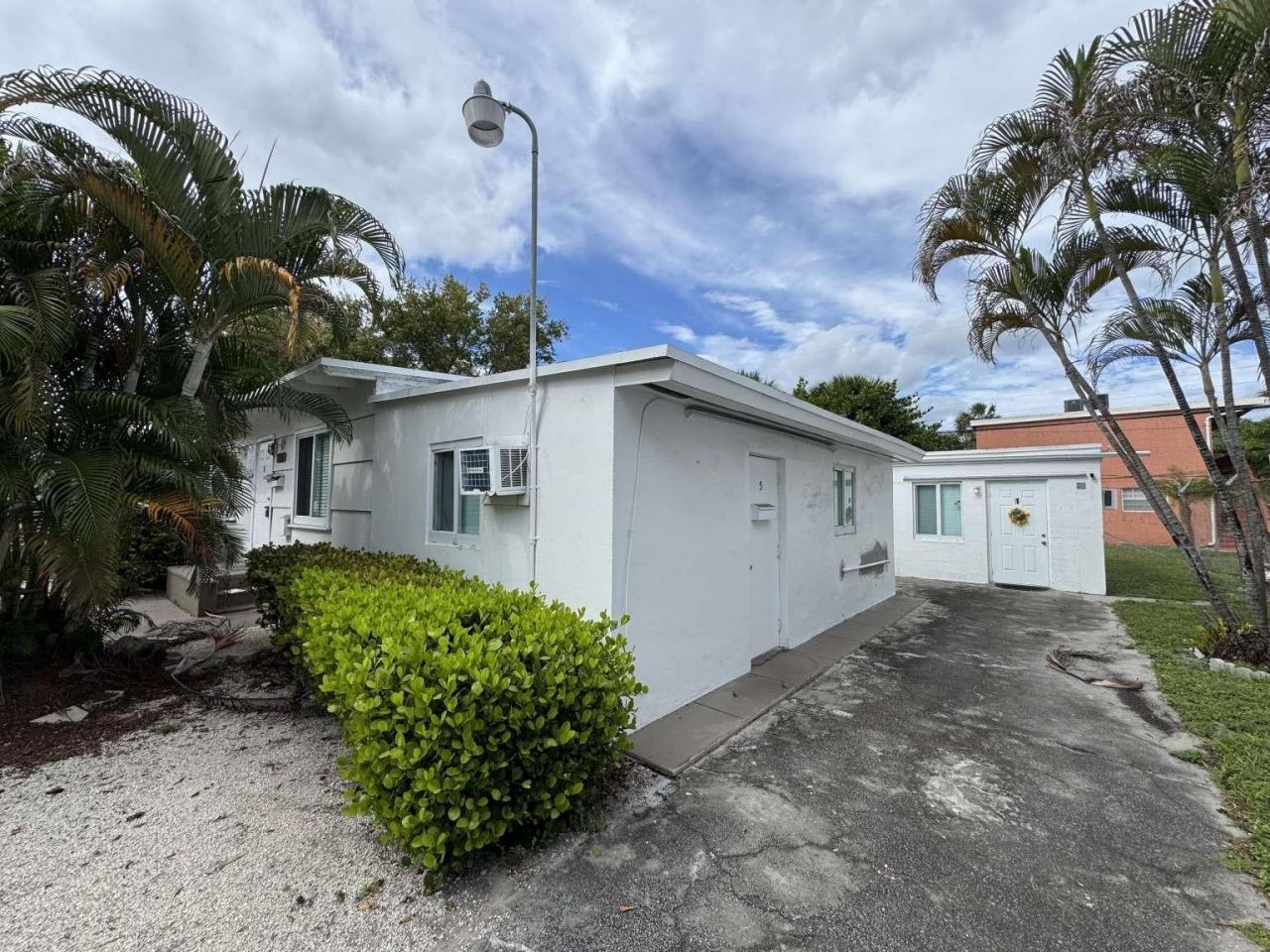 211 SW 2nd Court, Pompano Beach, FL 33060 Photo