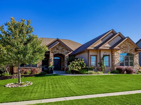 15501 Plum Drive, Urbandale, IA 50323