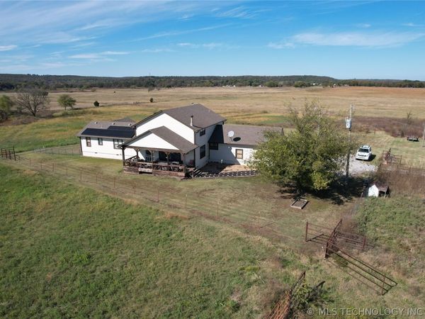 4621 E Garfield Road, Beggs, OK 74421