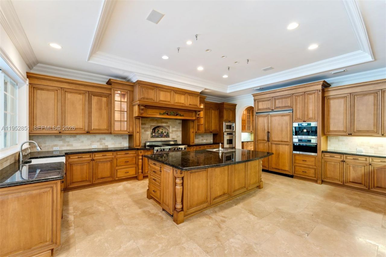 6025 SW 108th St, Pinecrest, FL 33156 Photo