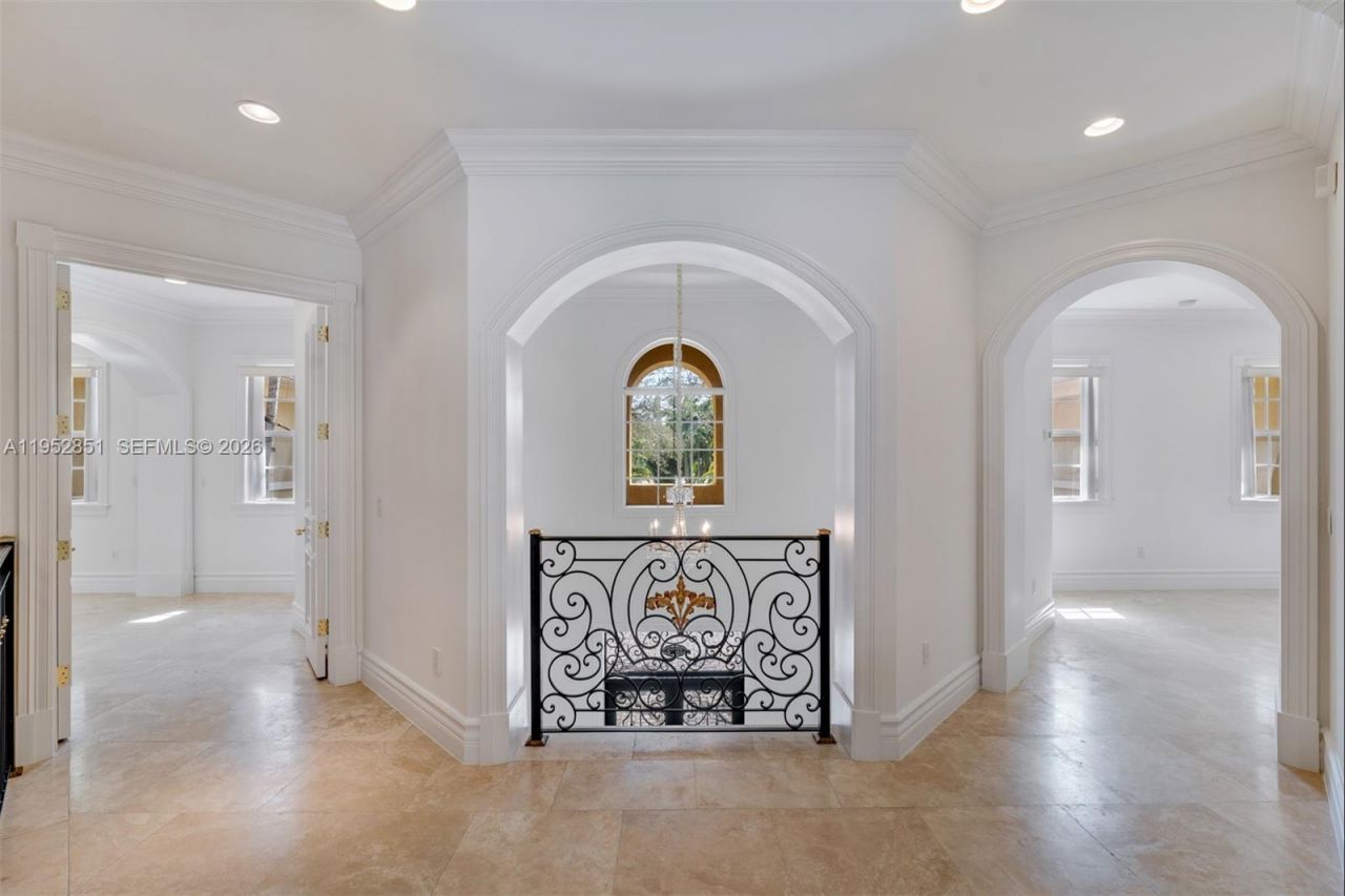 6025 SW 108th St, Pinecrest, FL 33156 Photo