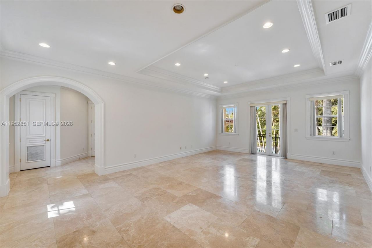 6025 SW 108th St, Pinecrest, FL 33156 Photo