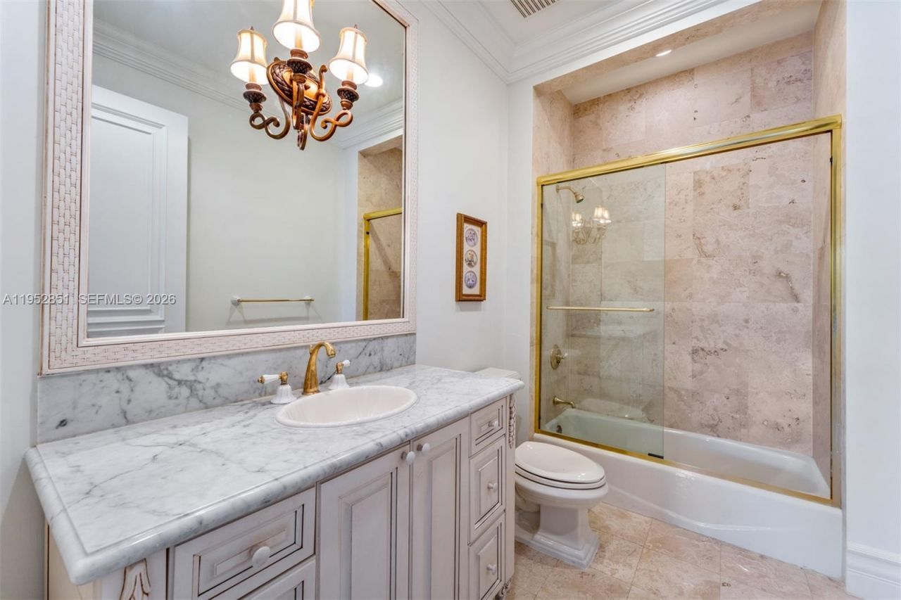 6025 SW 108th St, Pinecrest, FL 33156 Photo