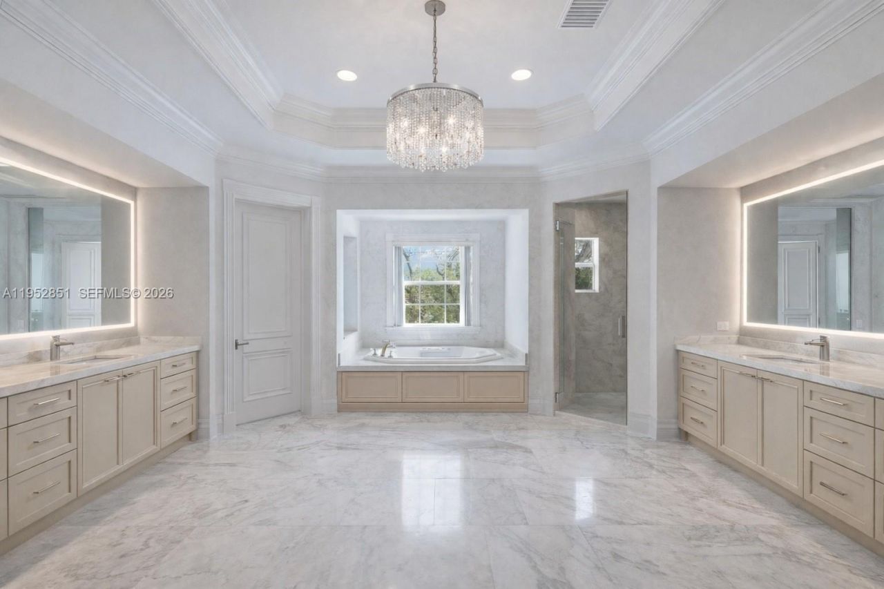 6025 SW 108th St, Pinecrest, FL 33156 Photo