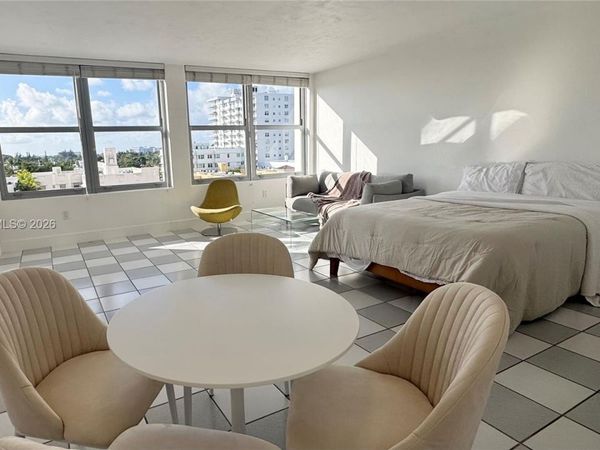 2899 Collins Ave , Unit 740, Miami Beach, FL 33140