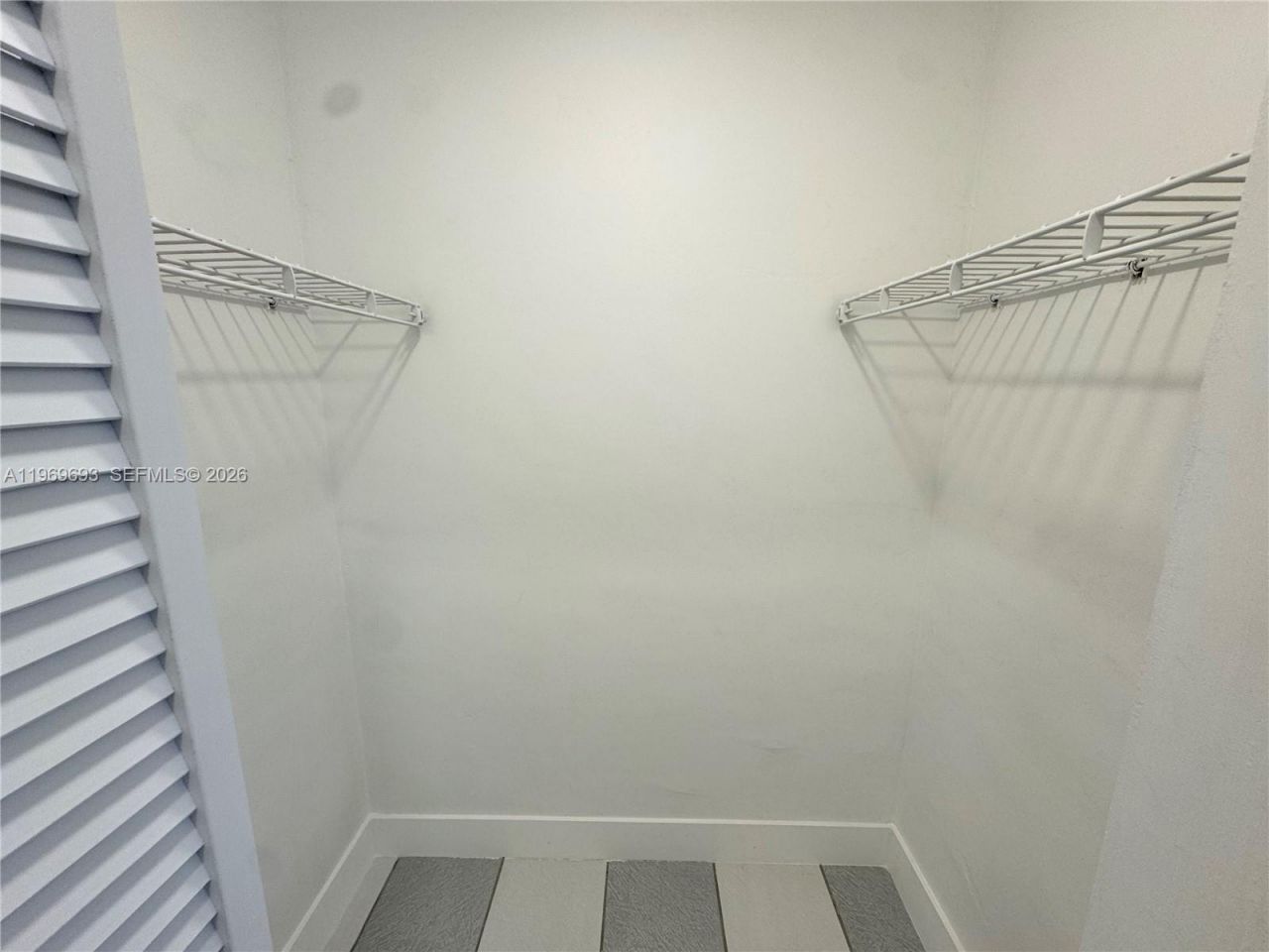 2899 Collins Ave, Unit 740, Miami Beach, FL 33140 Photo