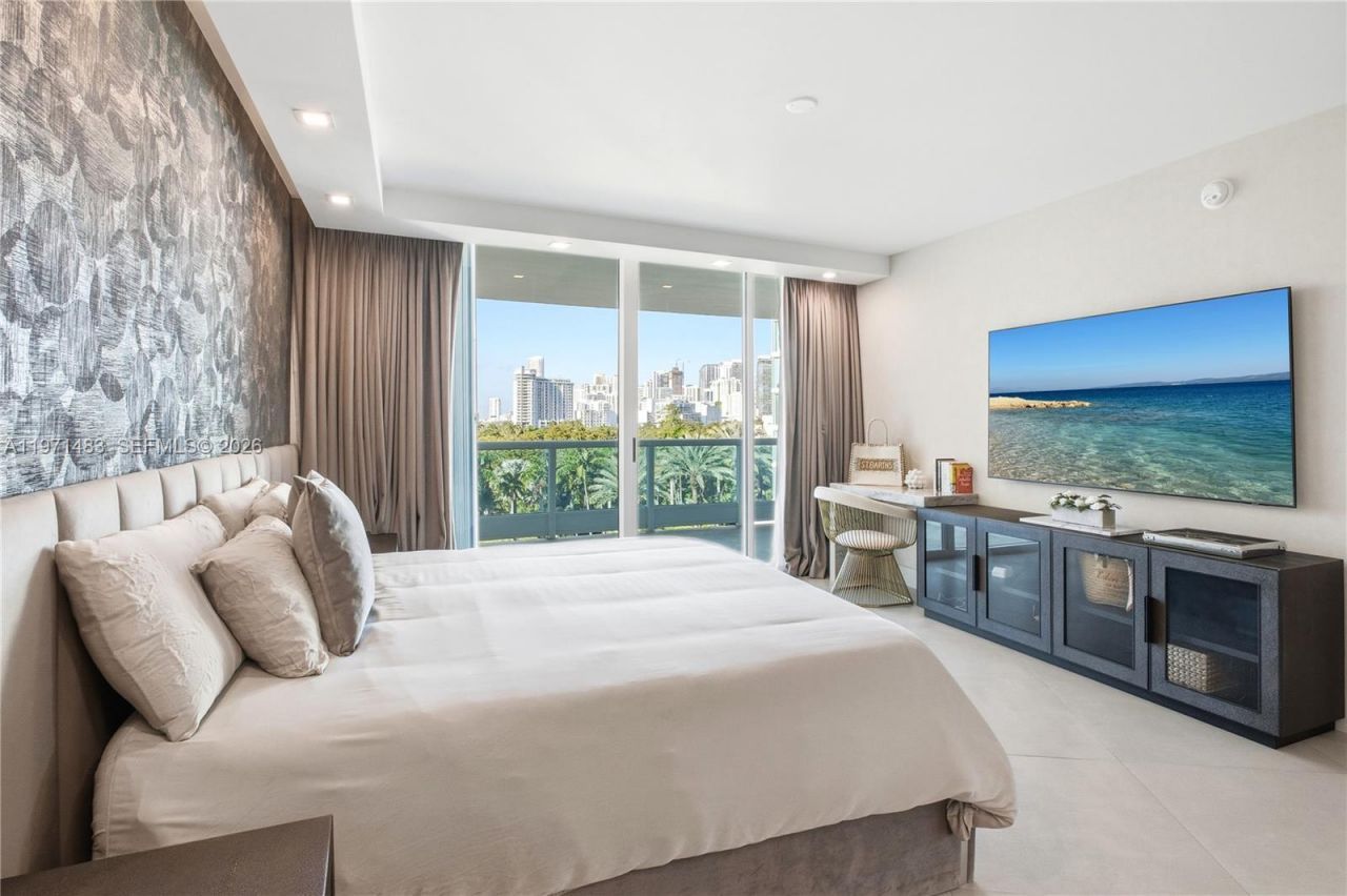 2127 Brickell Avenue, Unit 904, Miami, FL 33129 Photo