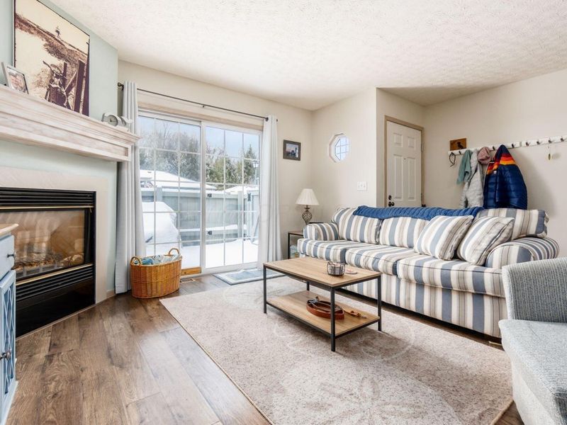 5613 Blendonridge Drive, Unit 83E, Columbus, OH 43230 Photo 21