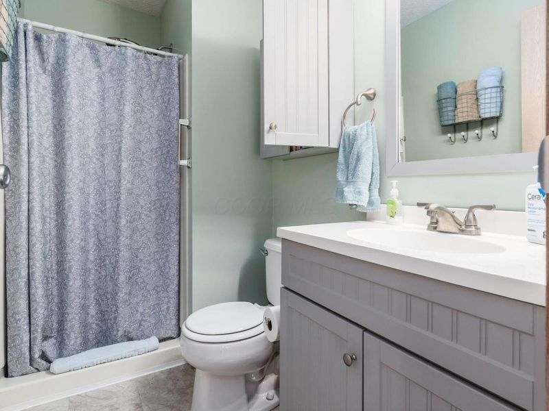 5613 Blendonridge Drive, Unit 83E, Columbus, OH 43230 Photo 30