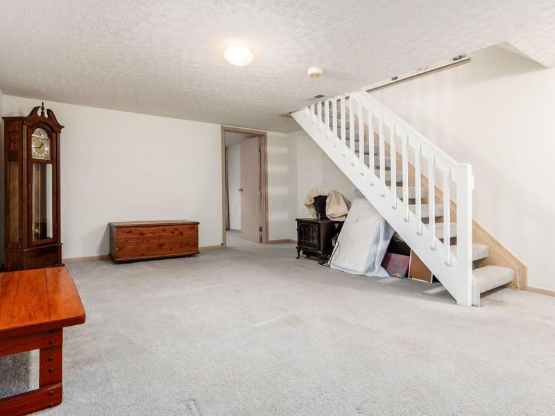 5613 Blendonridge Drive, Unit 83E, Columbus, OH 43230 Photo 32