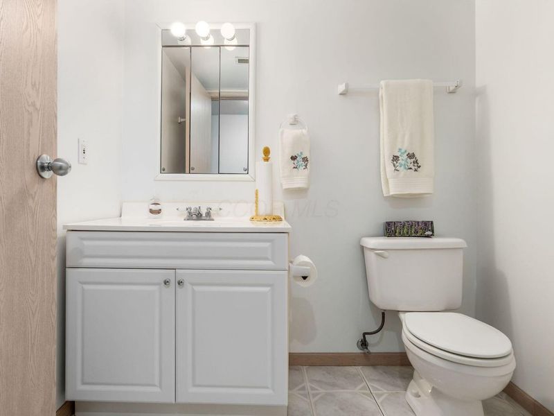 5613 Blendonridge Drive, Unit 83E, Columbus, OH 43230 Photo 35