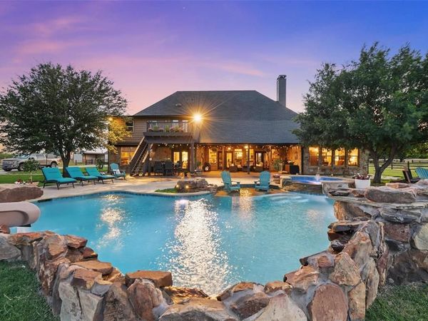 12201 Madison Lane, Justin, TX 76247