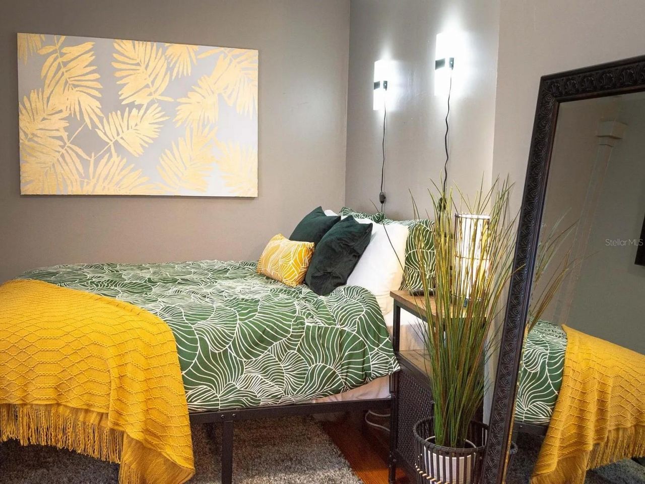 1013 22nd Avenue N, Saint Petersburg, FL 33704 Photo