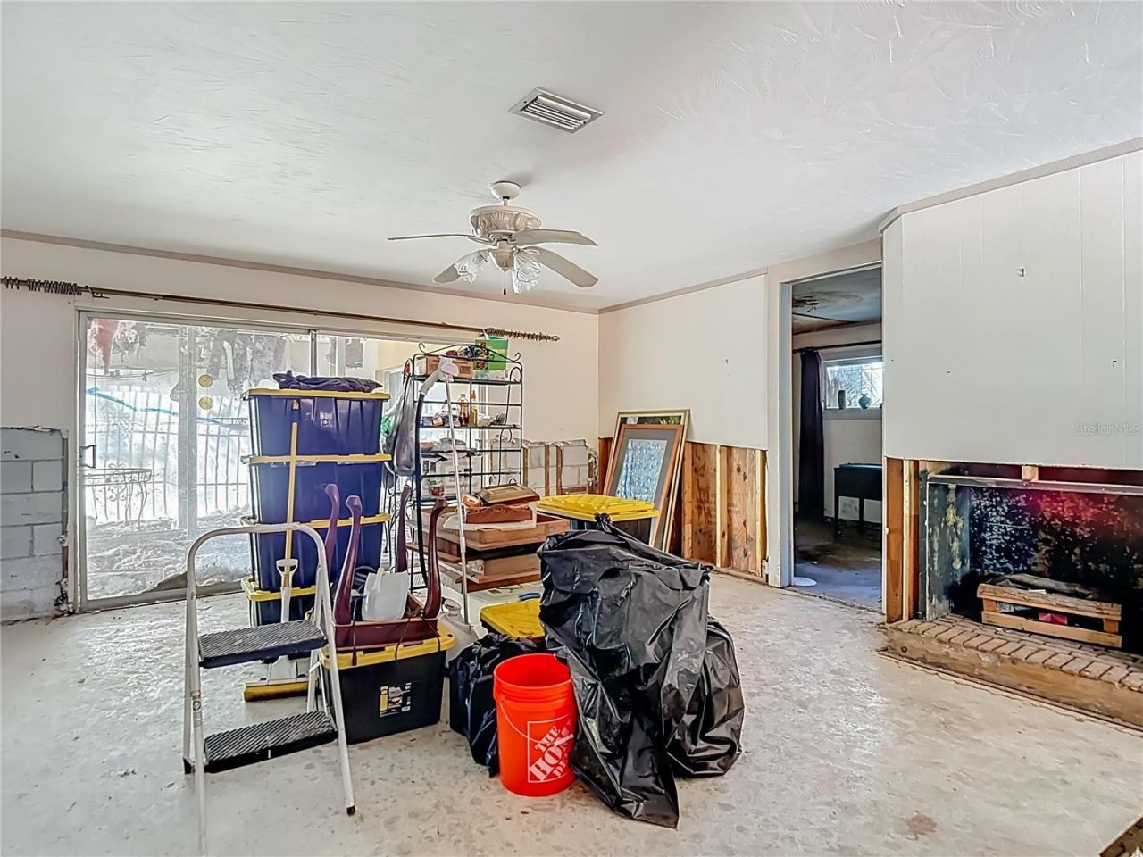 3700 Dana Shores Drive, Tampa, FL 33634 Photo