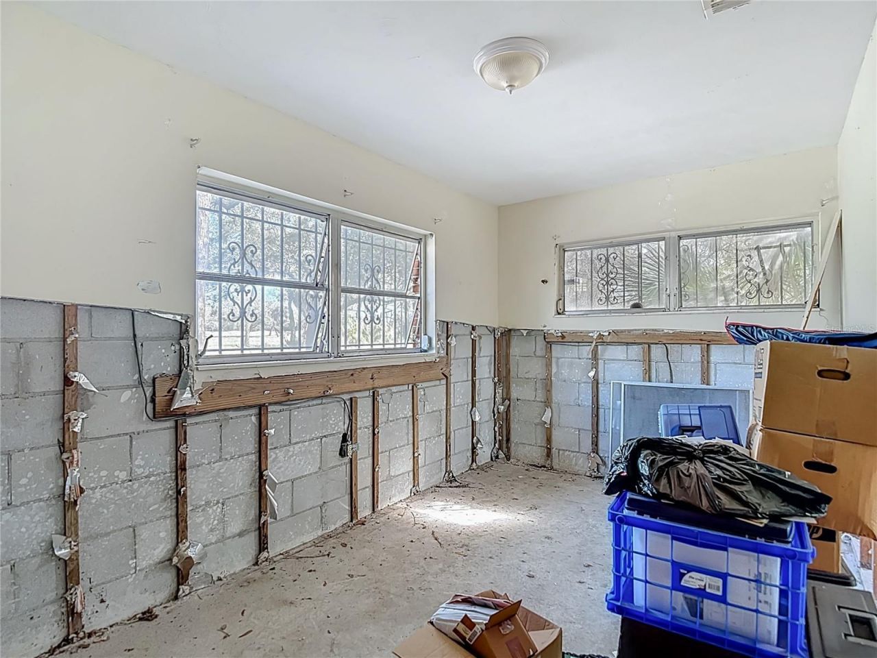 3700 Dana Shores Drive, Tampa, FL 33634 Photo