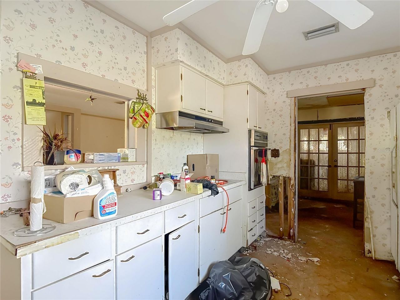 3700 Dana Shores Drive, Tampa, FL 33634 Photo