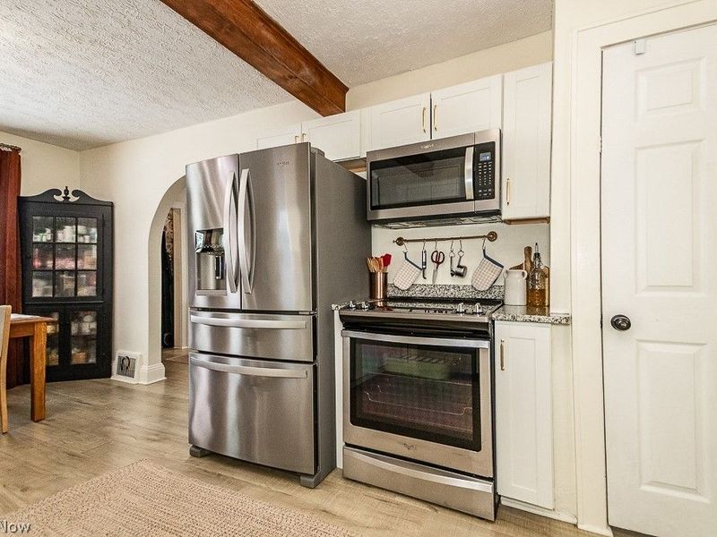 2843 Northland Street, Cuyahoga Falls, OH 44221 Photo 2