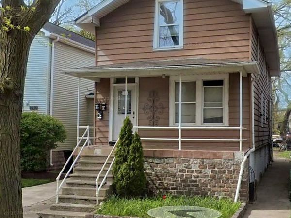 2526 W Winona Street, Chicago, IL 60625