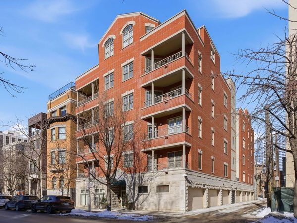 120 W Oak Street , Unit 4D, Chicago, IL 60610