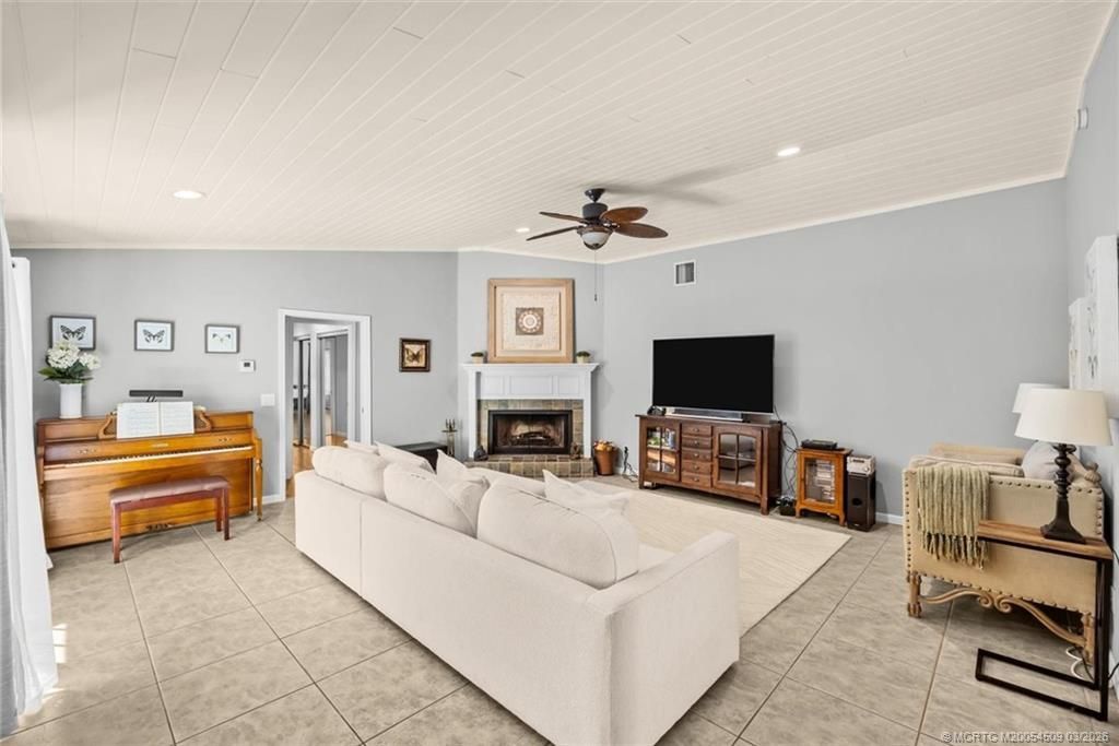 1918 SW Crane Creek Avenue, Palm City, FL 34990 Photo