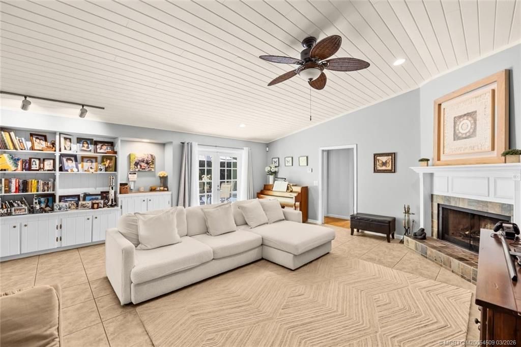 1918 SW Crane Creek Avenue, Palm City, FL 34990 Photo