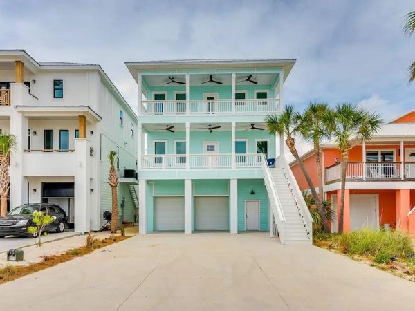 7411 Grand Navarre Boulevard, Navarre, FL 32566