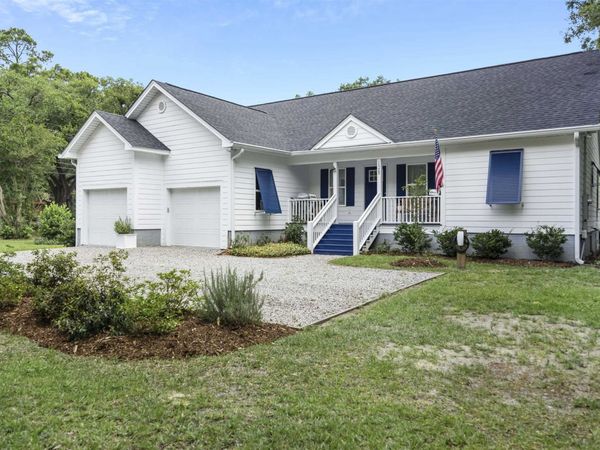 1528 Winyah St., Georgetown, SC 29440