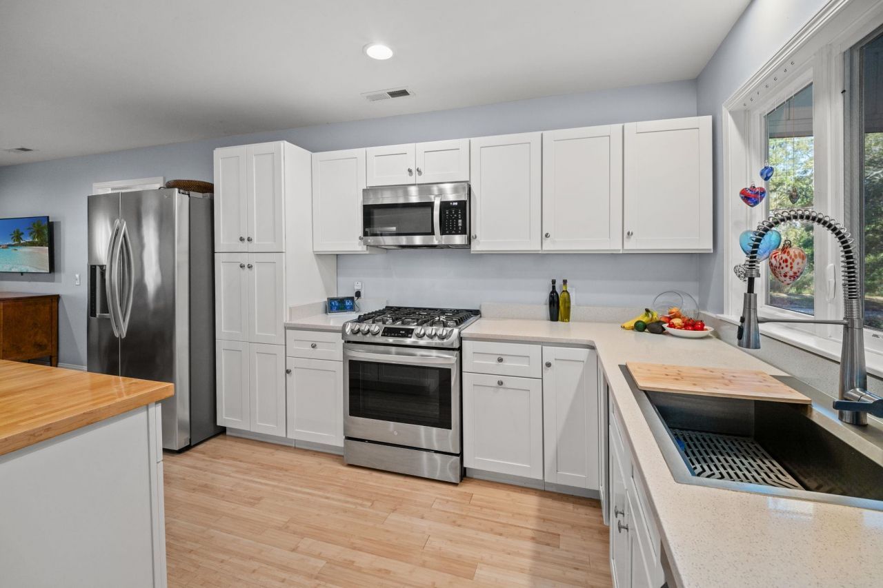 1528 Winyah St. Photo 10