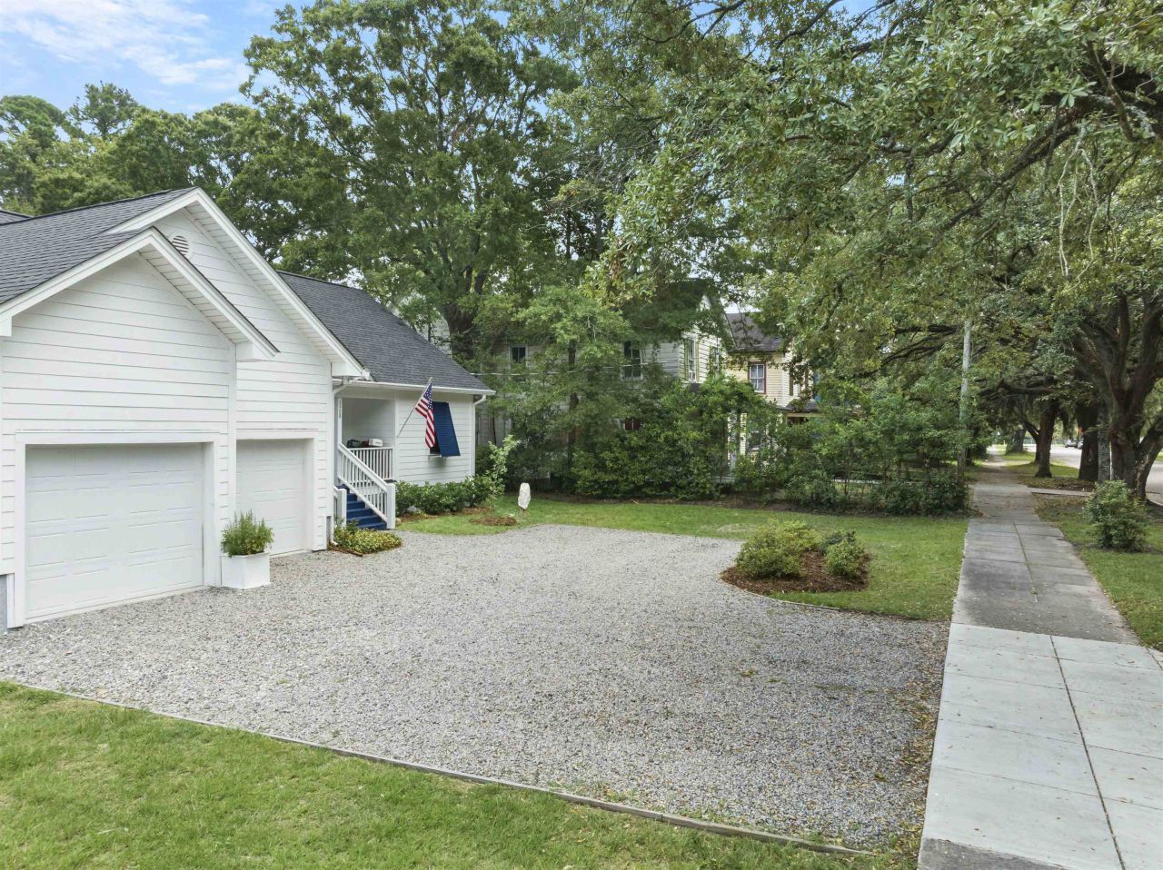 1528 Winyah St. Photo 5