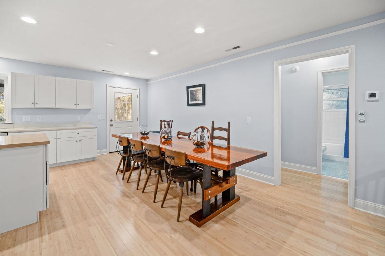 1528 Winyah St. Photo 6