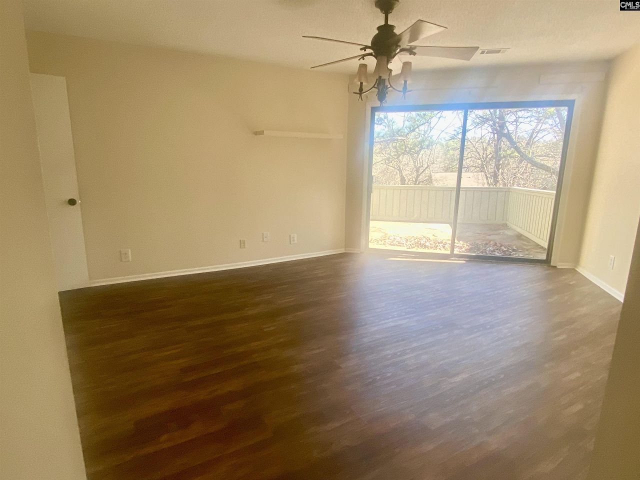 96 Ligustrum Lane Photo 13