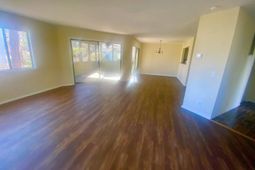 96 Ligustrum Lane photo 4