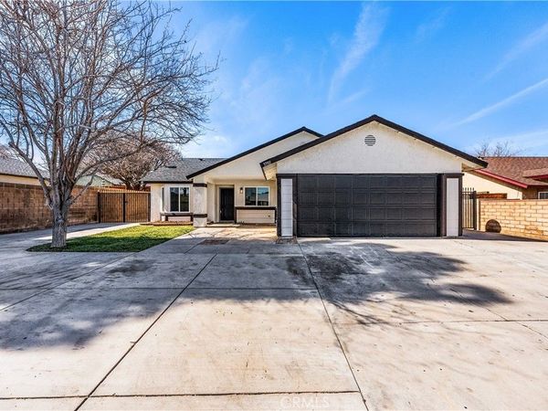 37901 Rosemarie Street, Palmdale, CA 93550