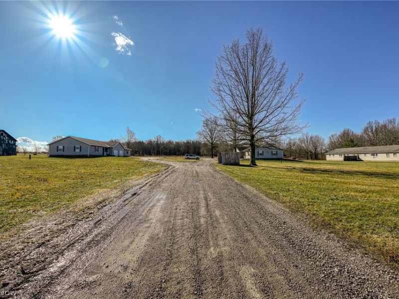 8464 & 8446 Tallmadge Road, Ravenna, OH 44412 Photo 30