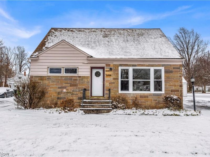 23760 Puritan Road, Euclid, OH 44123 Photo 1