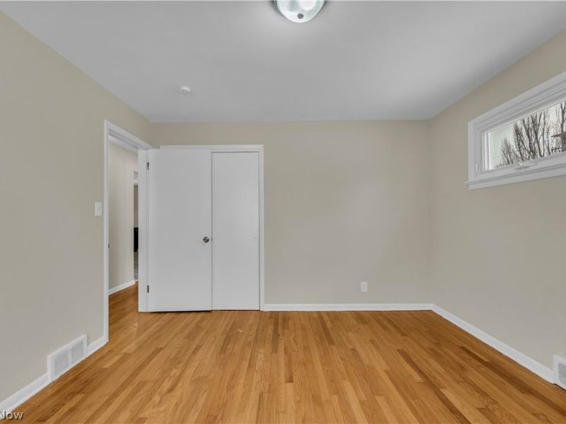 23760 Puritan Road, Euclid, OH 44123 Photo 11